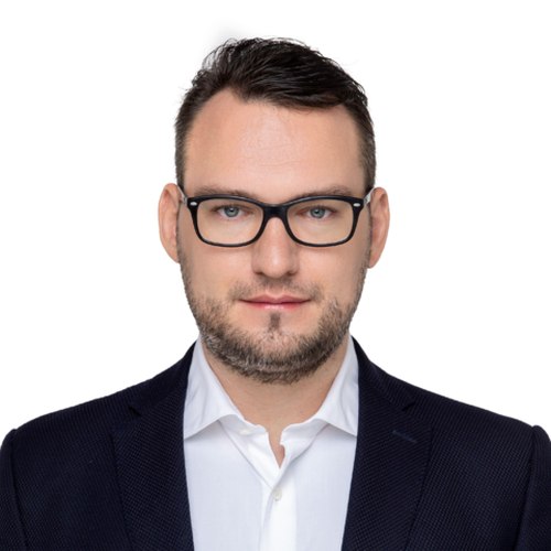 MODERATOR CHRISTOPH HERING (Director Innovation Center of Director Innovation Center)